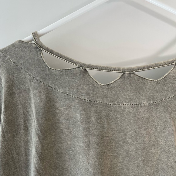 Extreme high low top - Picture 4 of 7